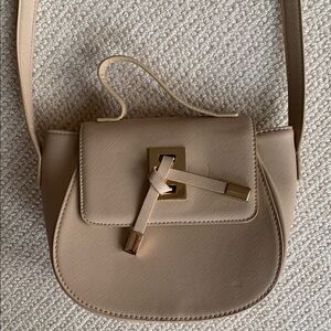 Elegant Beige Women's Bag